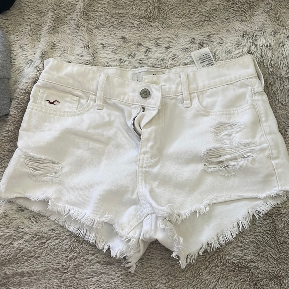 Almost brand new, worn twice and in perfect shape!!